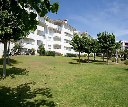 Family Pool And Apartment *